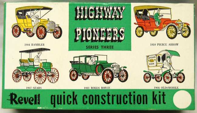 Revell 1/32 1910 Pierce Arrow Highway Pioneers, H48-89 plastic model kit